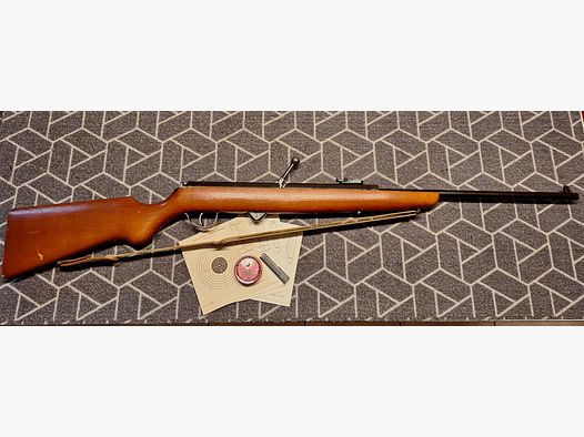 Haenel Suhl 310 "Q1" air rifle with 12-round magazine + original pellets!