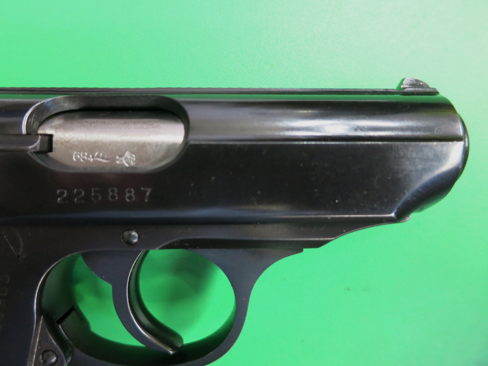 Pistola semiautomatica, Walther PPK, cal. 7,65 mm Browning, impugnature marroni       #81