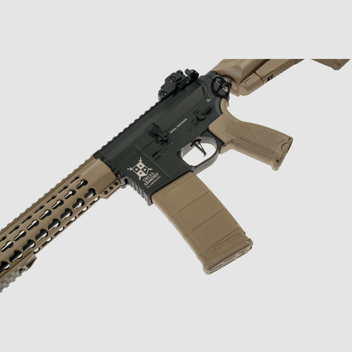 AR15 KeyMod 10 Zoll PREDATOR CHARLIE TAN/Schwarz S-AEG Softair Gewehr Frei ab 18 Jahren | Delta Armory