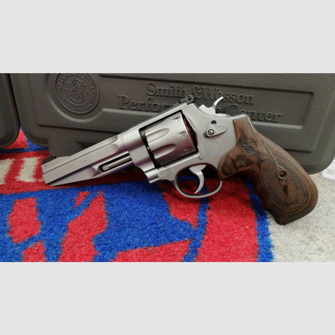 Smith & Wesson 627 8 schoten 357 Magnum, afbeelding 5 van 5