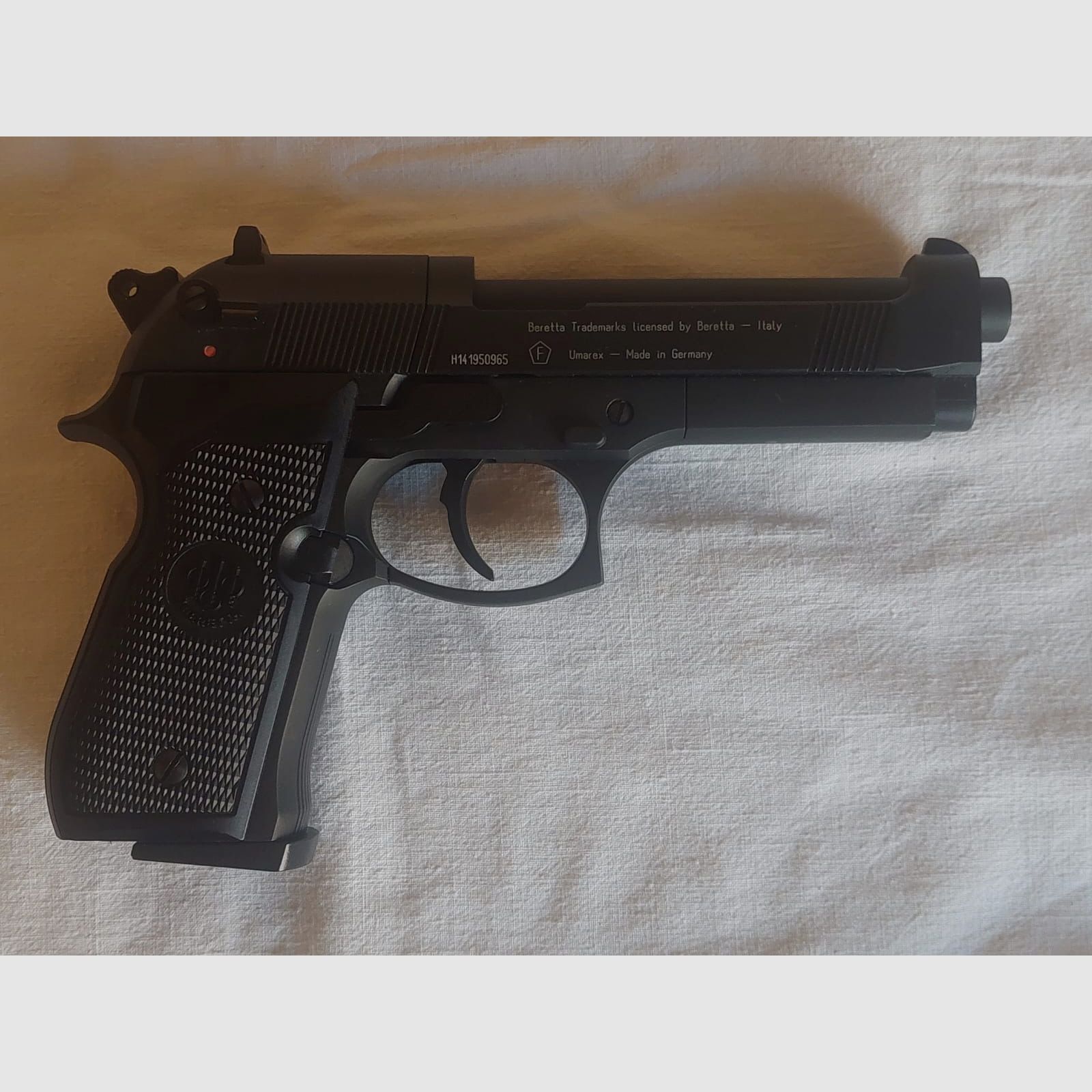 Beretta M92 FS zwart CO2 4,5mm