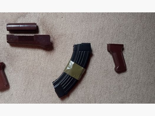 East German AKMS MPi handguard set for AKM and AK74 Bakelite and plastic // indirect installation also possible for NEDI SDM Type 56
