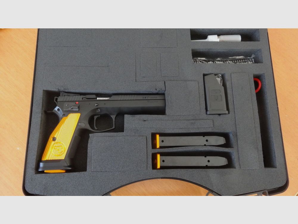 CZ-Brünner PISTOLE CZ 75 TACTICAL SPORTS ORANGE, CAL. 9X19 MM