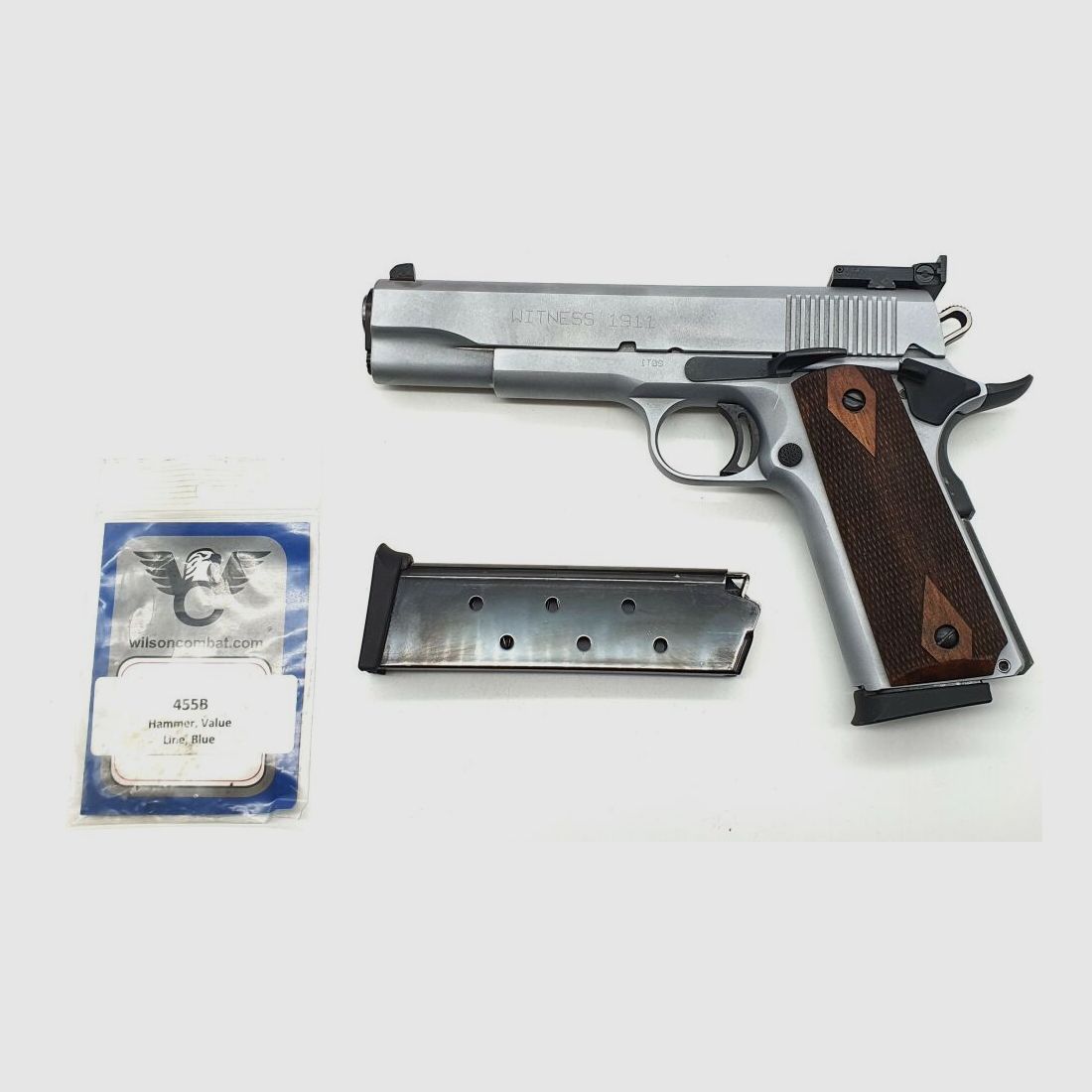 Tangfoglio Witness 1911, Gebruikt met vervangend magazijn