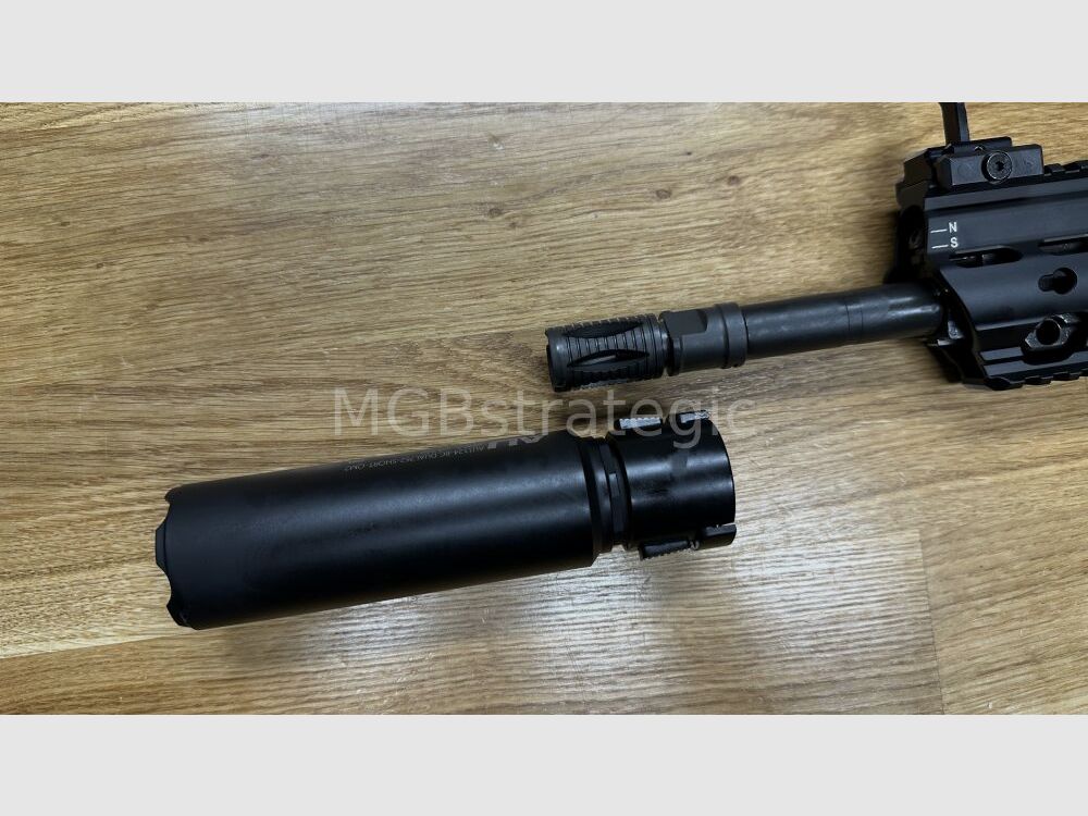 Heckler & Koch MR308 A3 13" - semi-automatic rifle .308 Win. including silencer ASE UTRA Dual 762-Short-QM2 Gen2 Cerakote black / color black - H&K MR 308 A3 - civilian version of the H&K 417 / H&K G27k