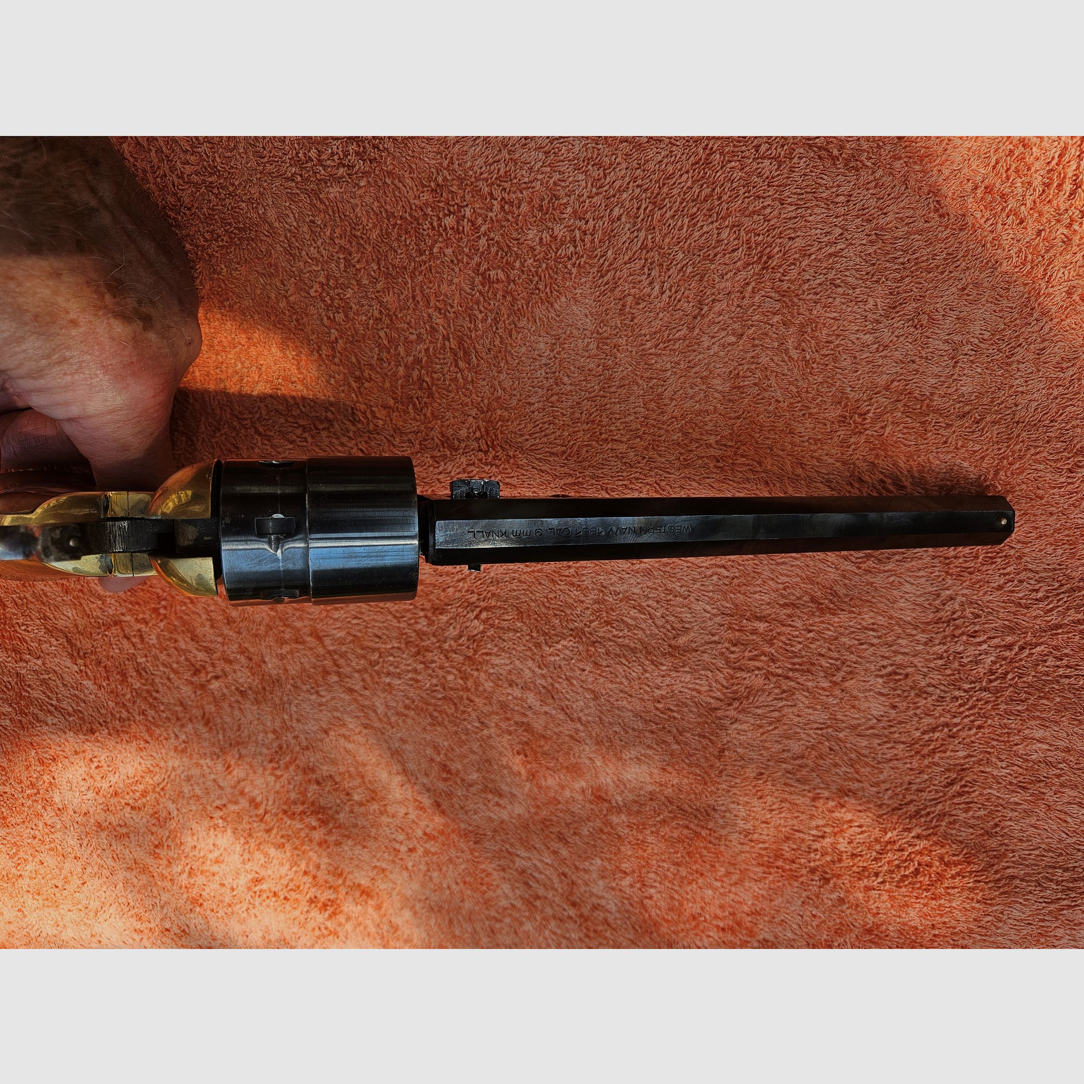 Neumann-Umbau auf 9 mm Schreckschuss Colt 1851 Navy