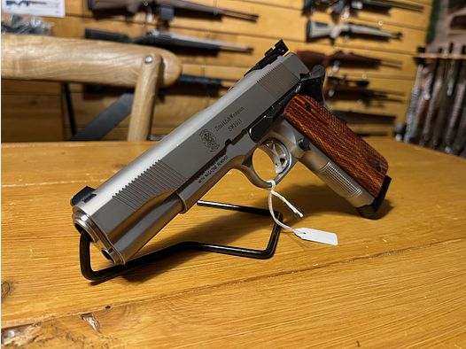 Gebruikte Smith & Wesson SW1911 Stainless .45 ACP