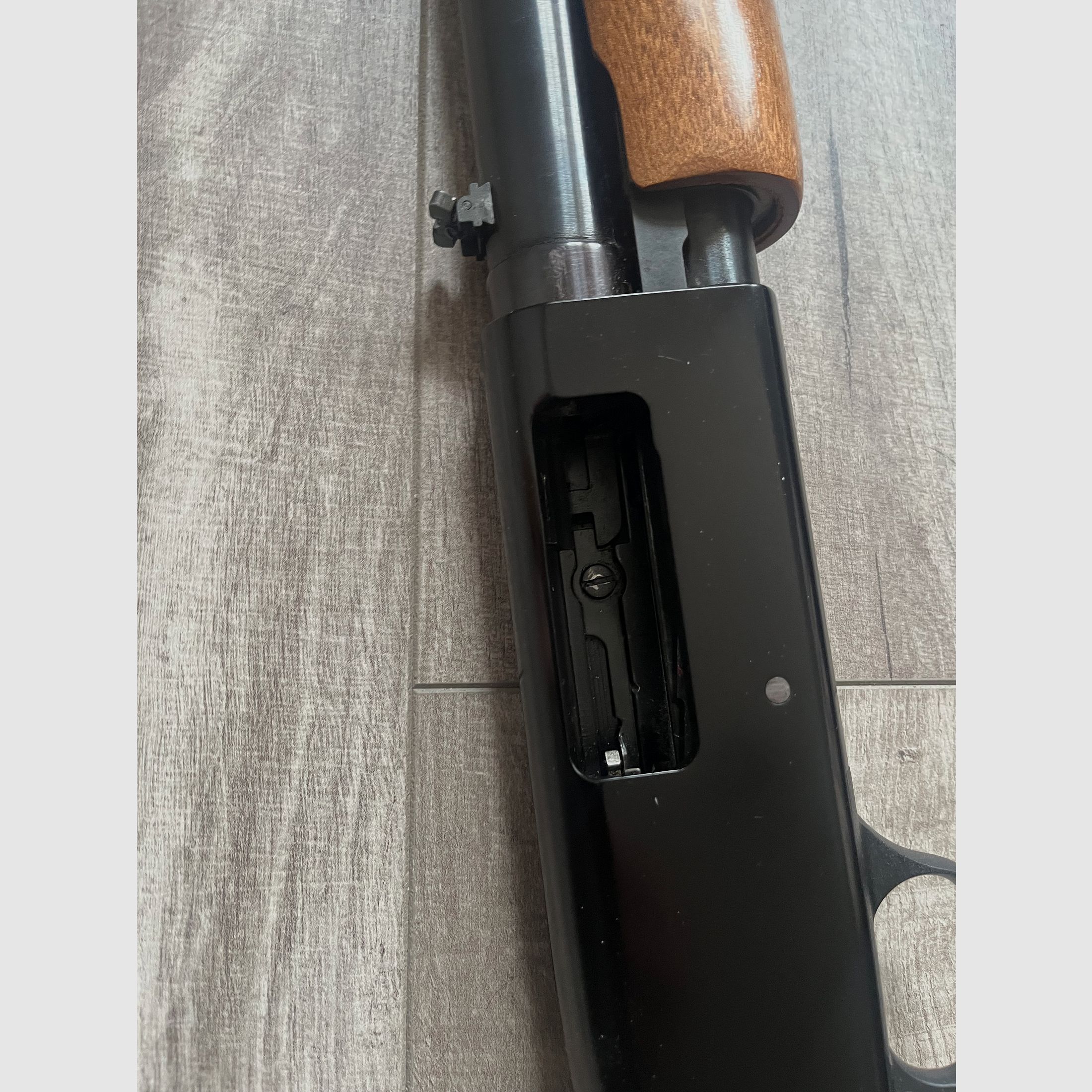 Mossberg Vorderschaft Repetierer