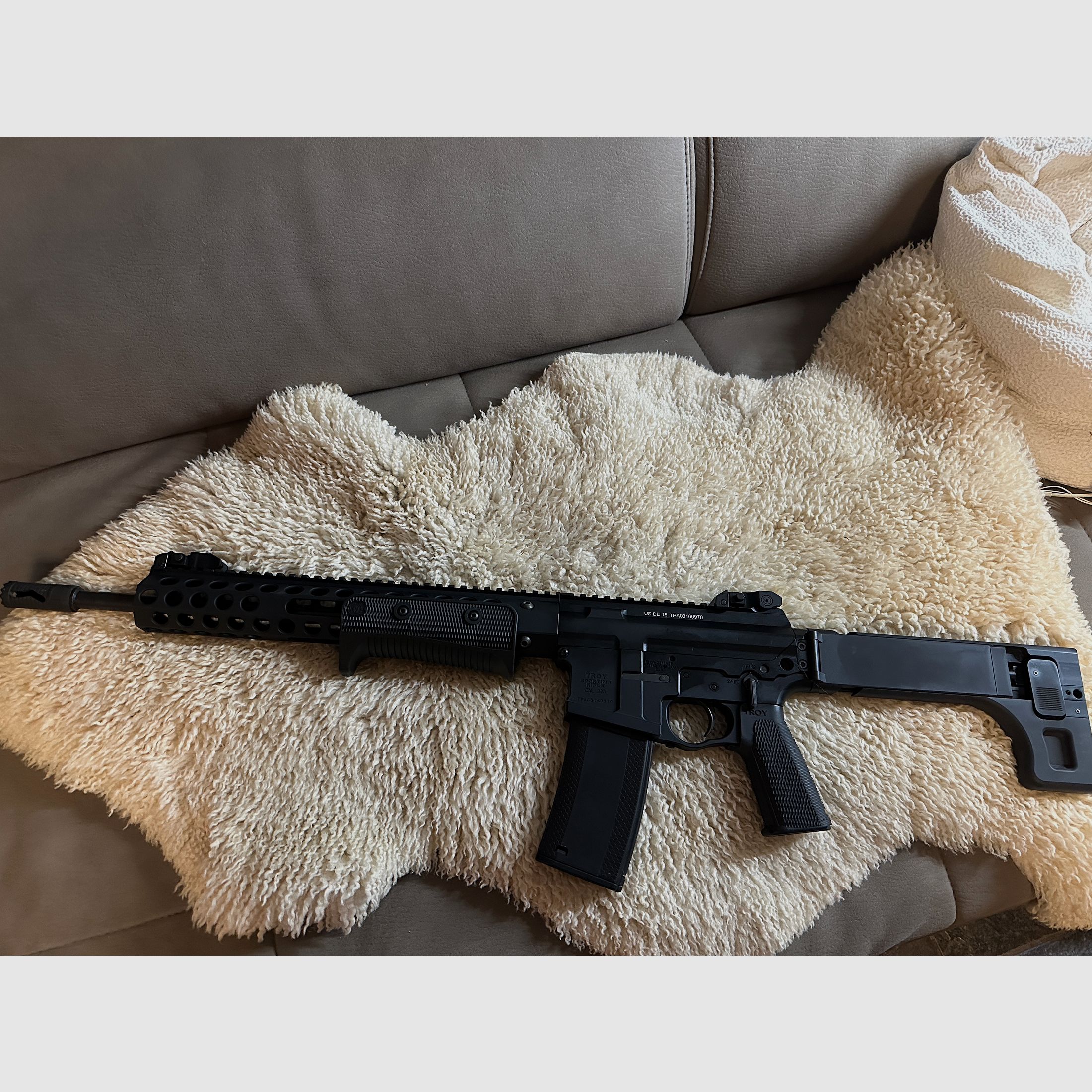 TROY PAR  Pump Action Rifle 223 Rem
