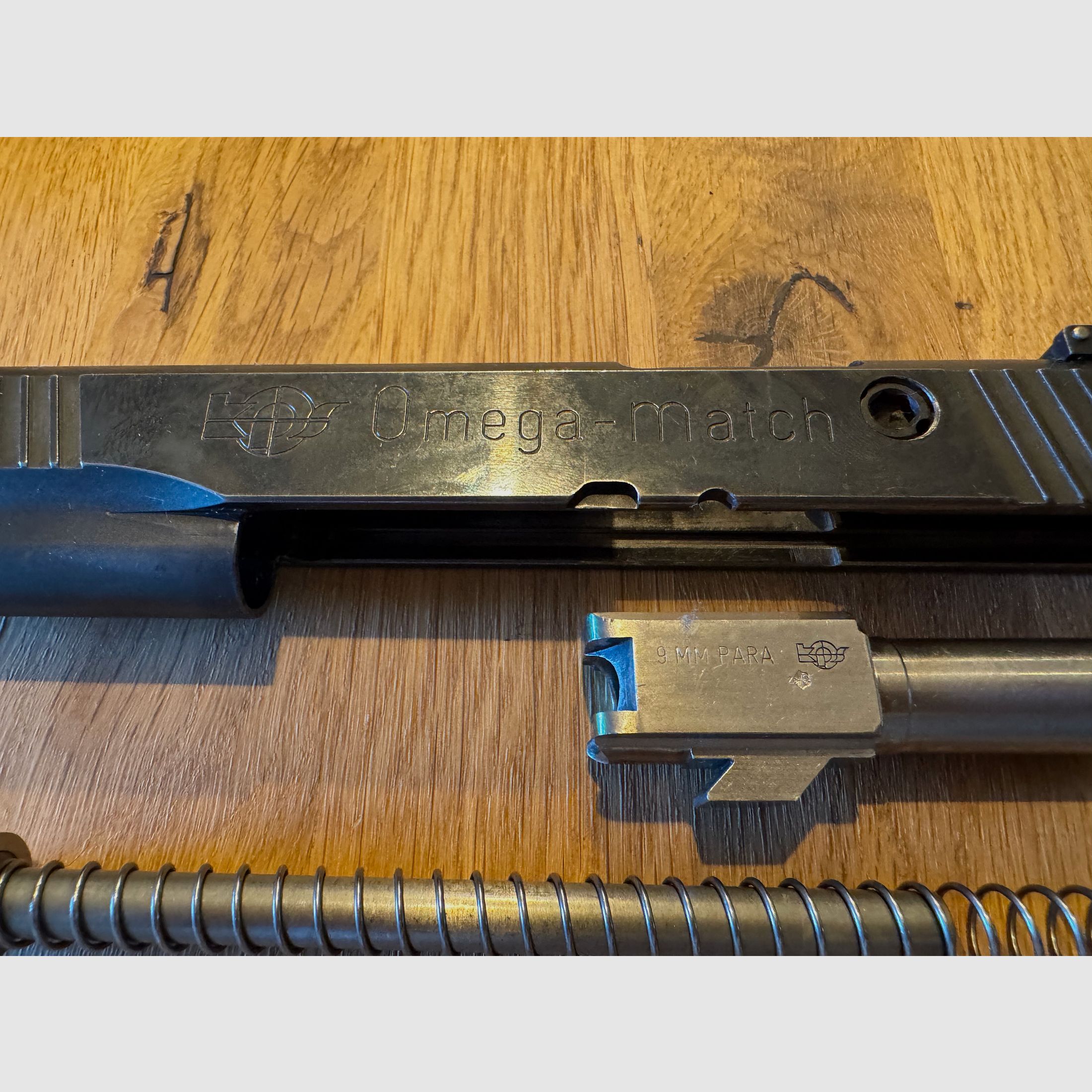 KPS Omega Match – .45 ACP + 9 mm Wechselsystem, je 2 Magazine