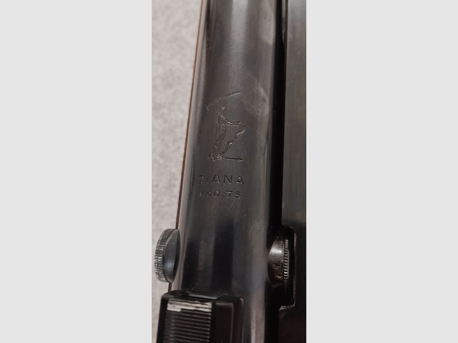 DIANA 75 Match Luftgewehr Cal.4,5mm + verstellbares Ringkorn 