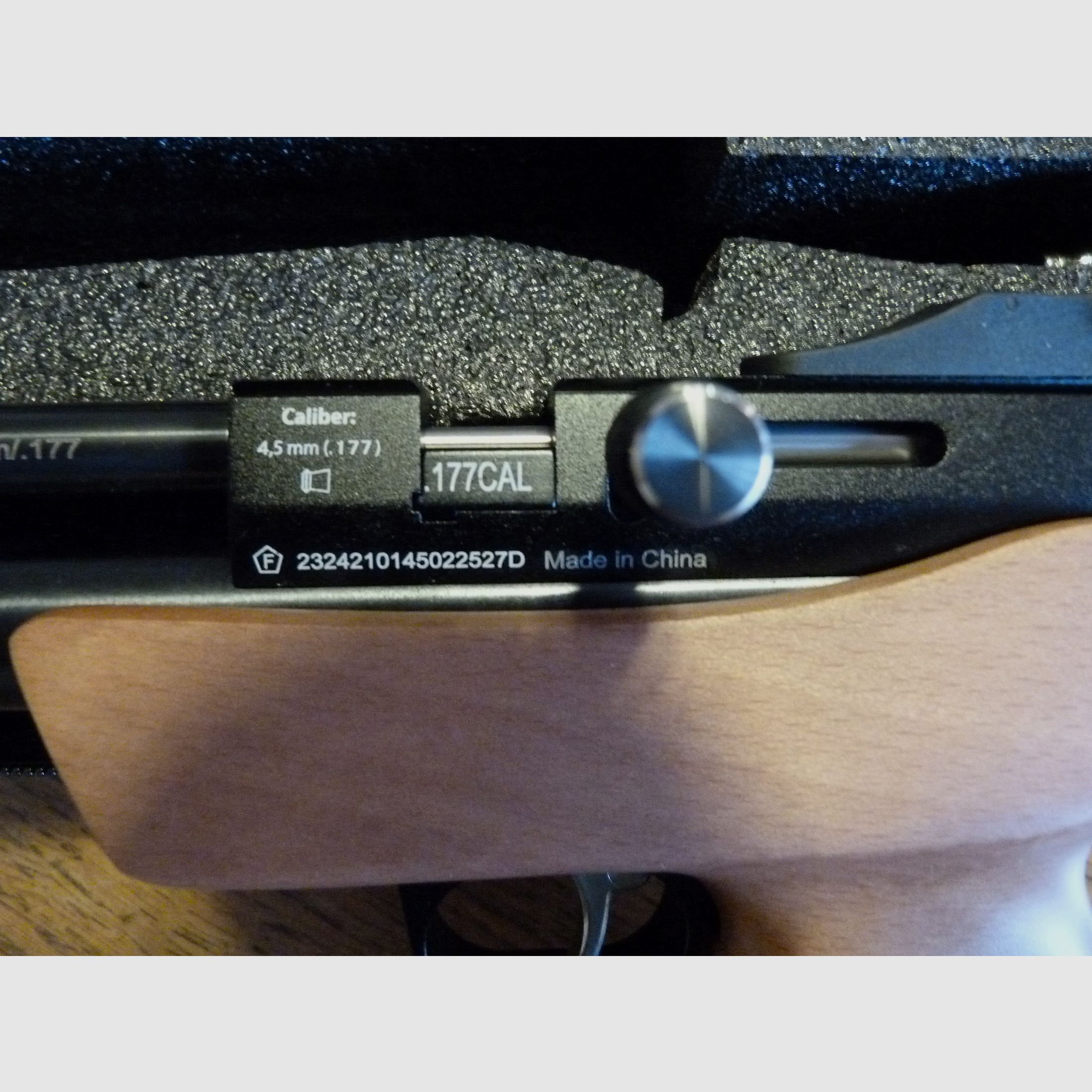 Diana Airbug CO2-Pistolet, pistolet pneumatyczny z walizką.