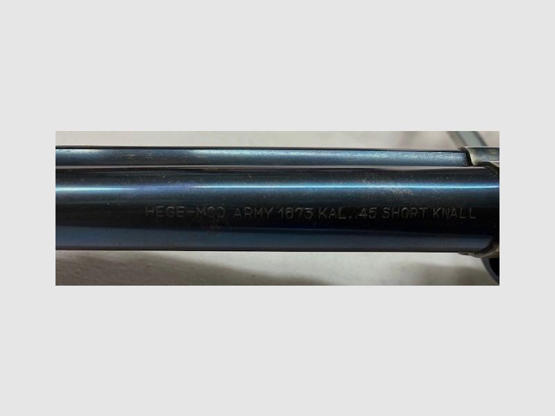Raridad "HEGE Mod. Army 1873, Cal. .45 corto Knall" Raridad
