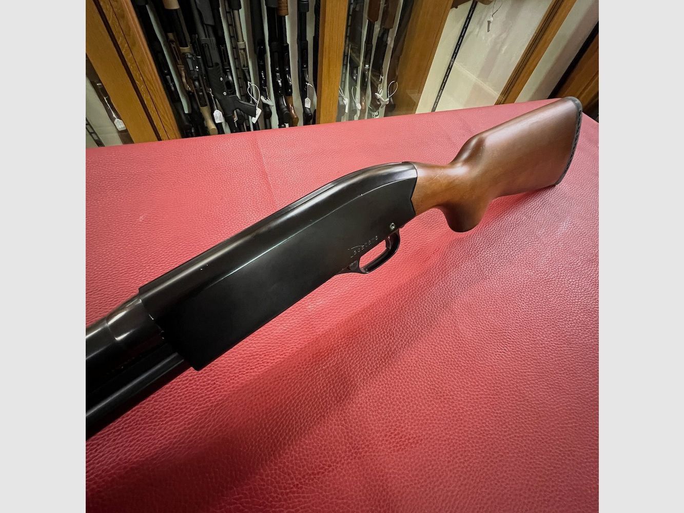 Winchester Modell 1300 Verteidiger, Bild 5 von 6