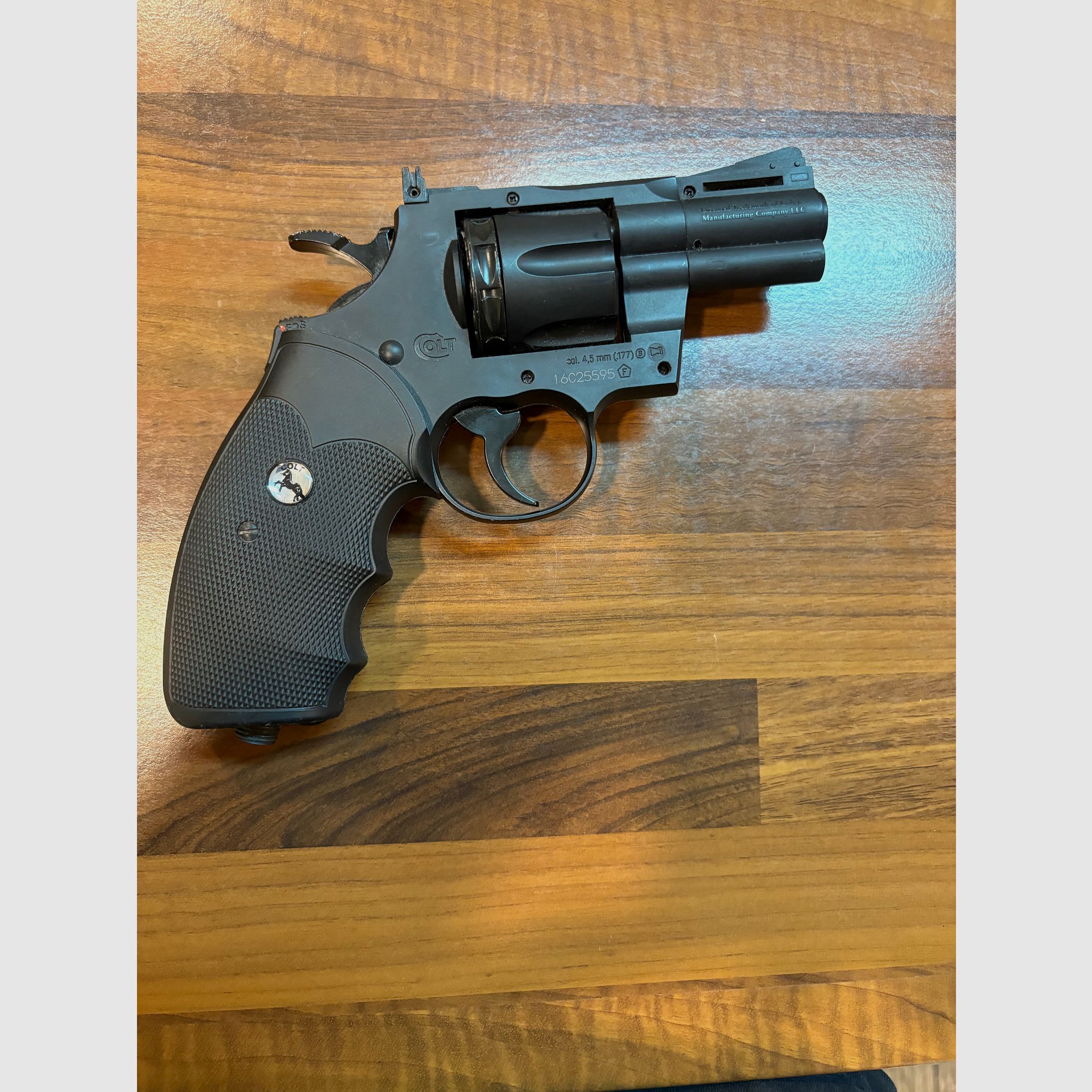 Colt Python .357 BB rifle