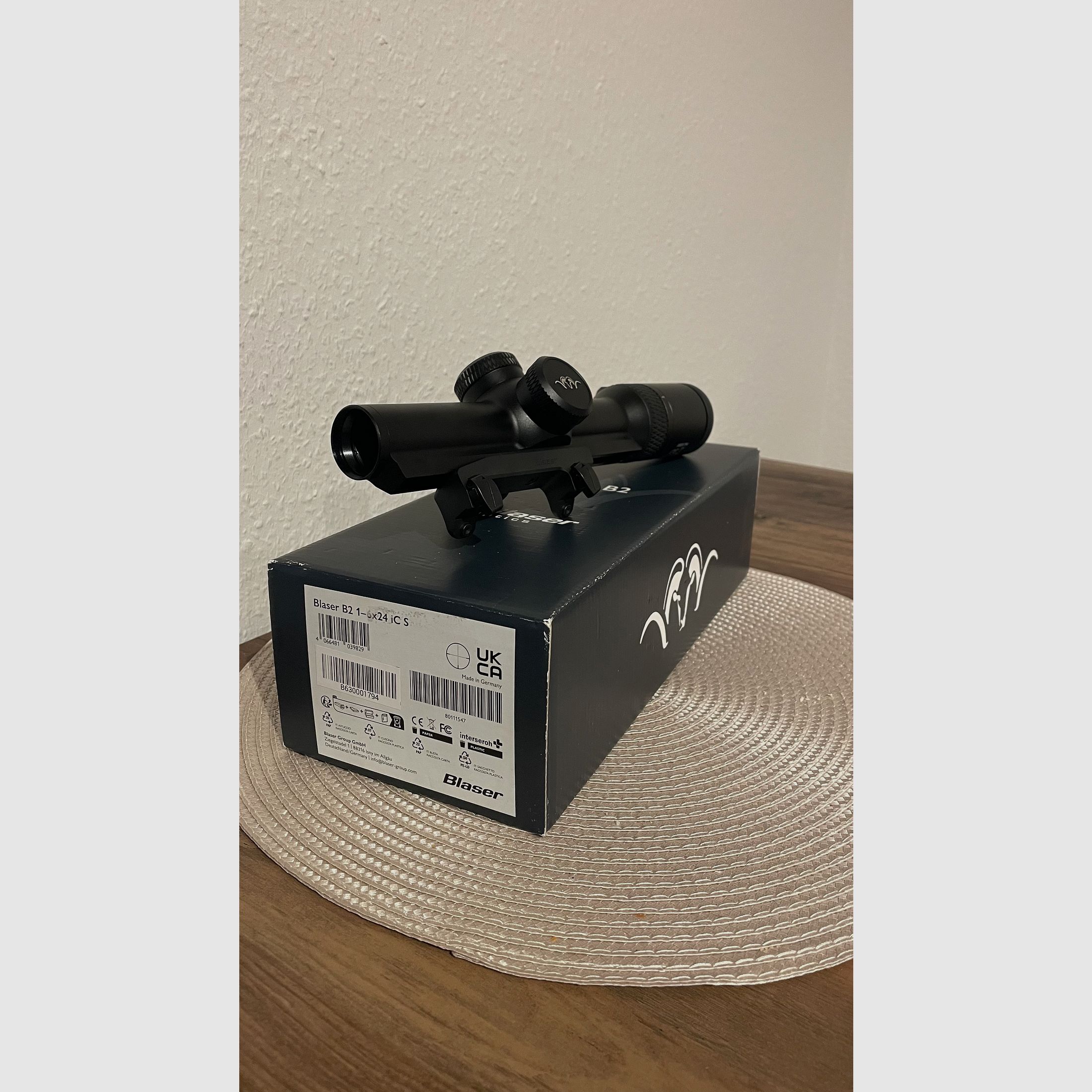 Blaser B2 1-6x24 iC S su binario con montaggio Blaser