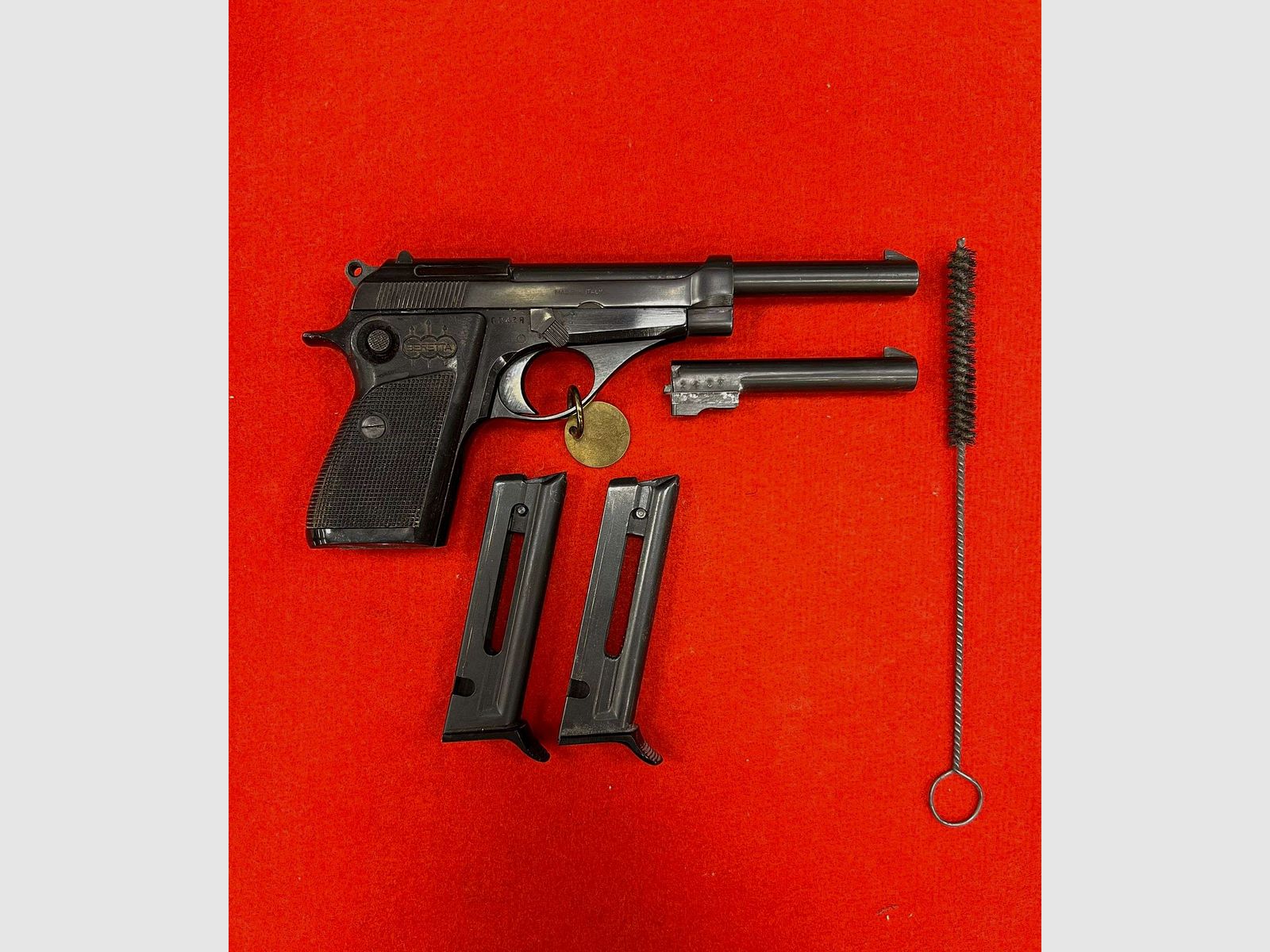 Pistole Beretta 72 Kaliber .22 L.R., Bild 1 von 3