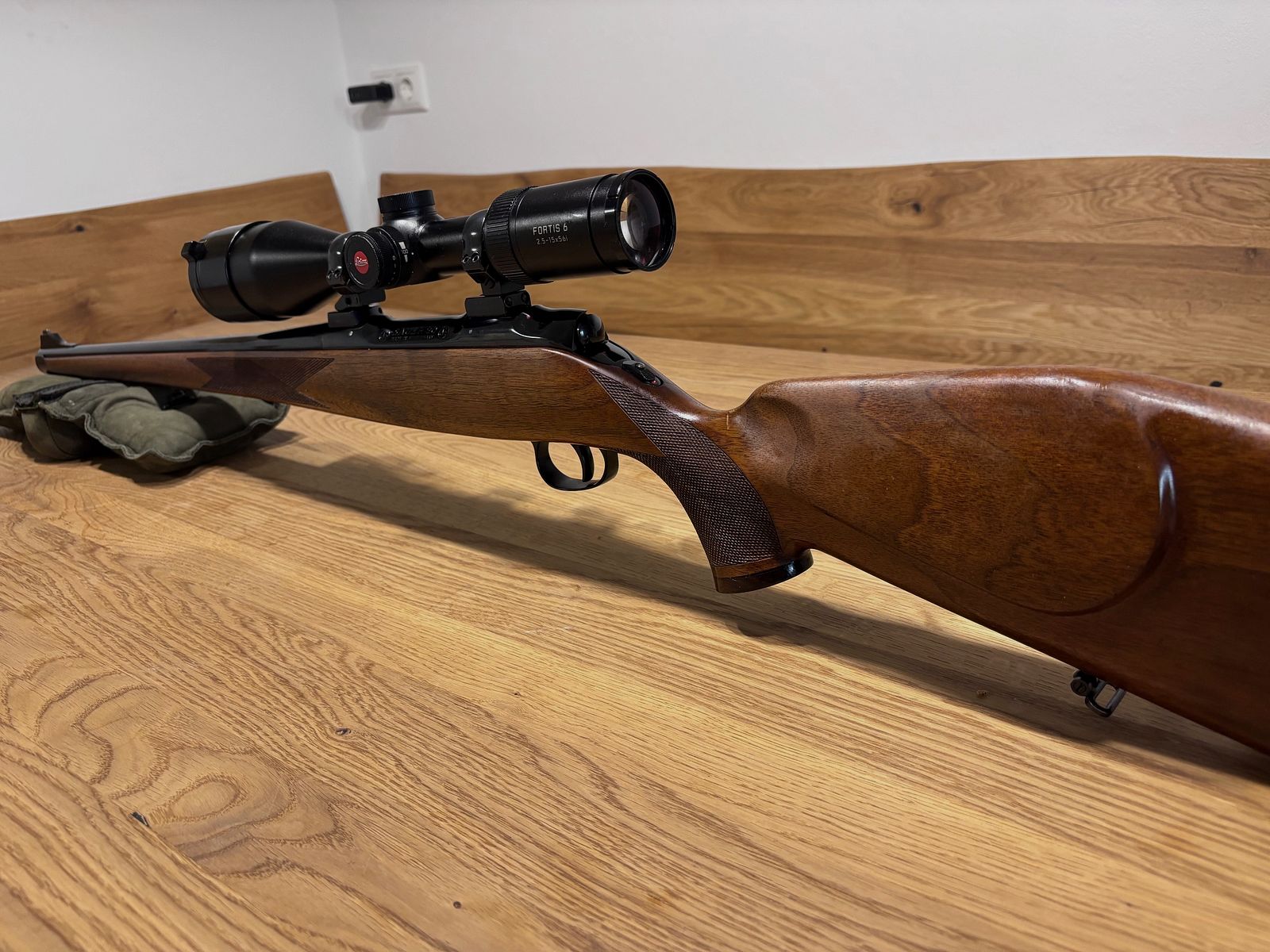 Sauer 90 Stutzen mit Leica Fortis 6 Zielfernrohr