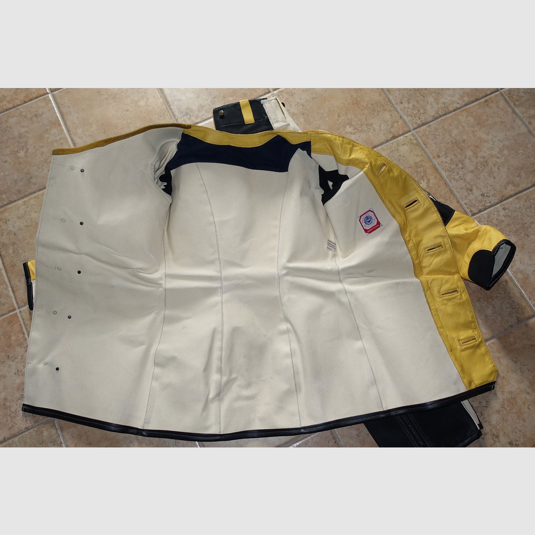 Vêtements de tir Anschütz pour tireurs sportifs (NP € 1.200,-)