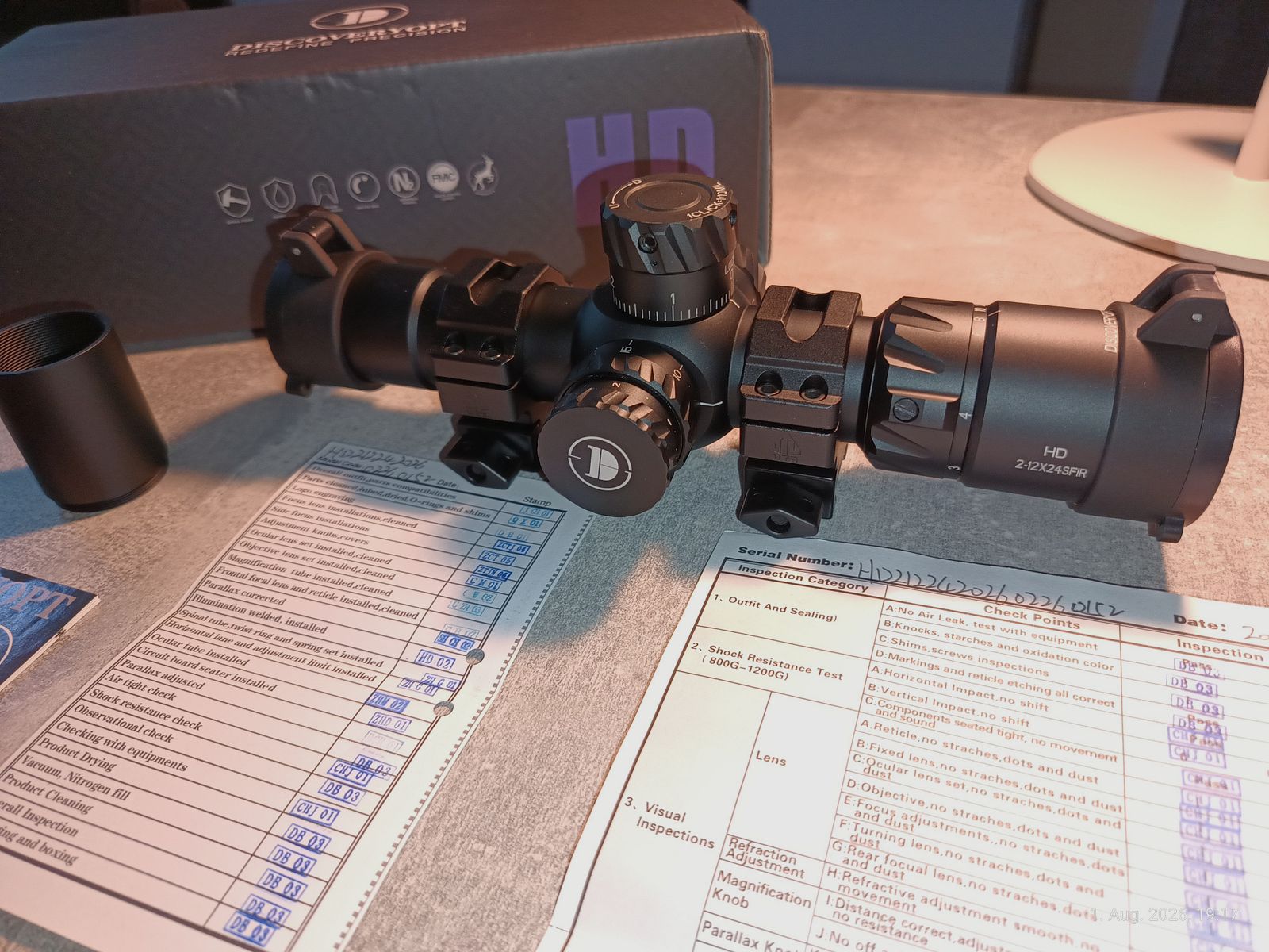 Discovery Optics HD 2-12x24 FFP z szybkozłączkami UTG