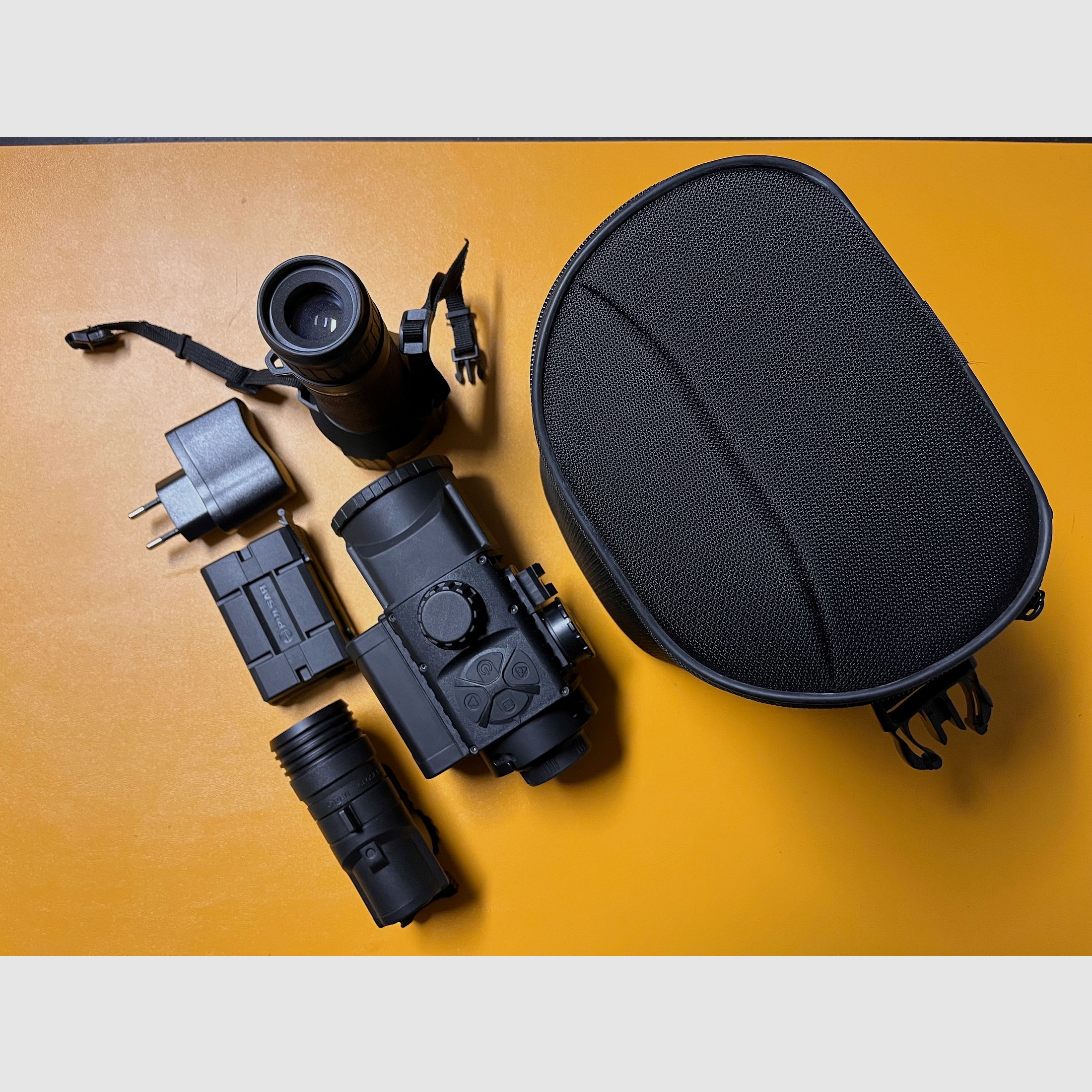 Pulsar Forward FN455 Nachtsichtgerät Nachtsichtvorsatzgerät