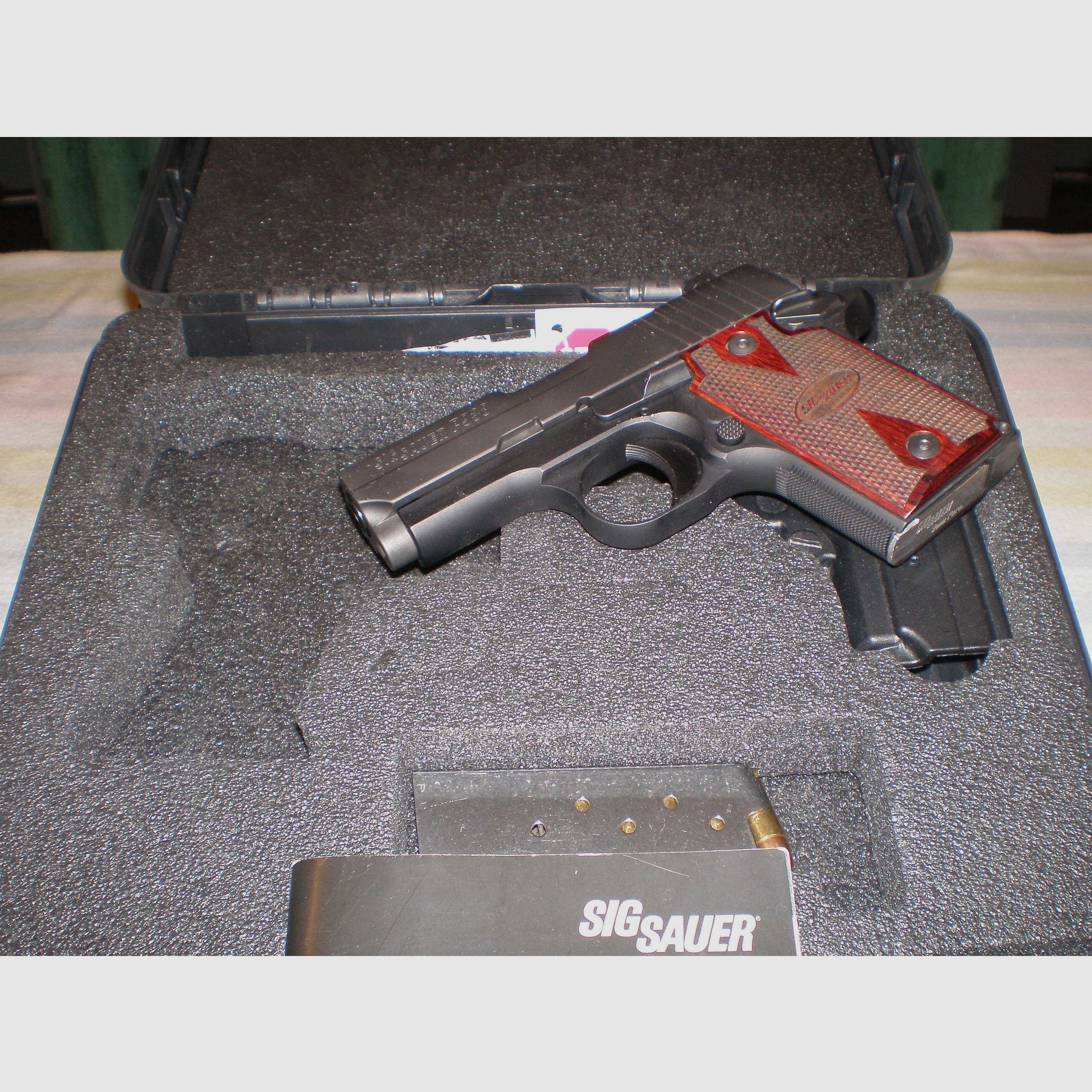 SIG Sauer P938 Rosewood