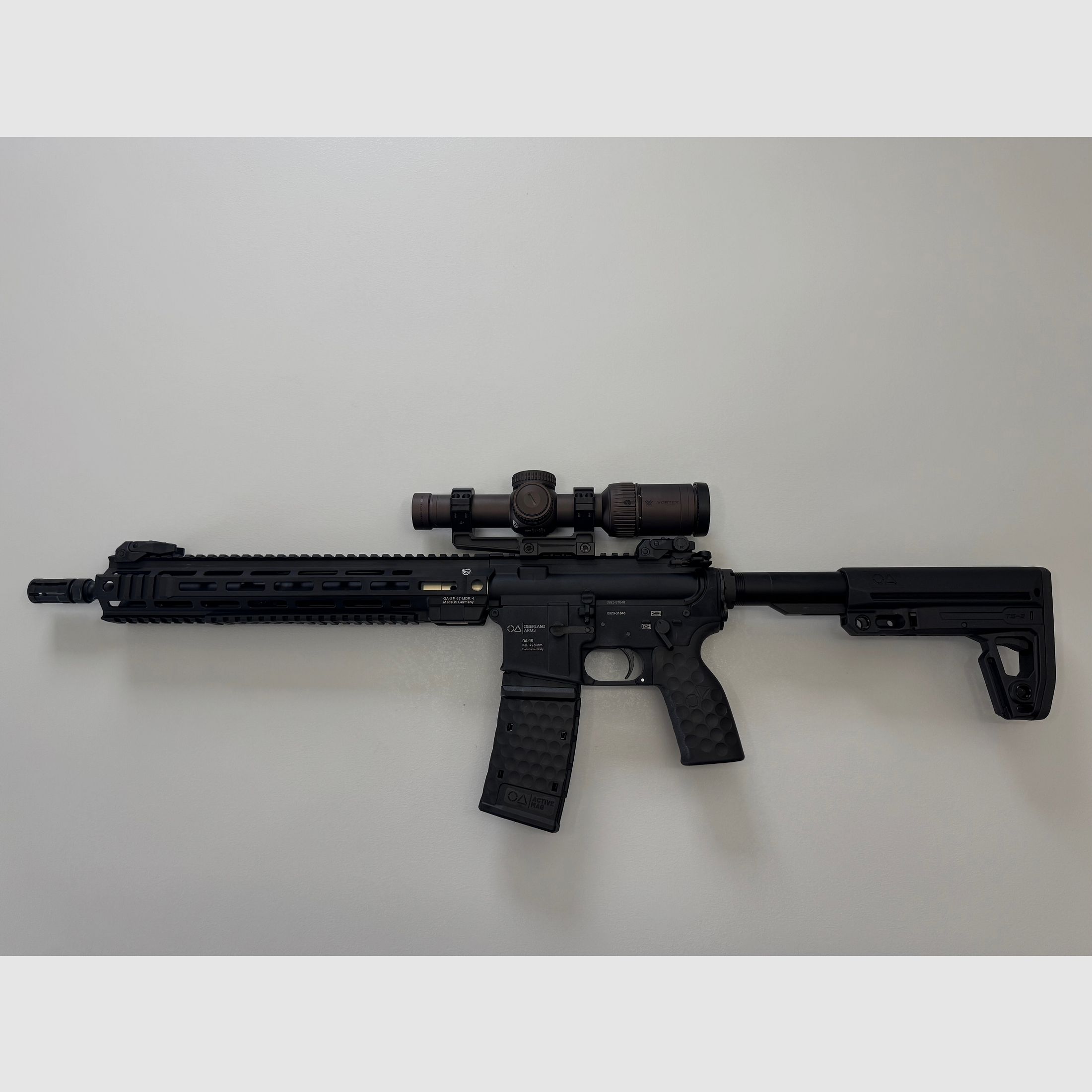 Oberland Arms OA-15 SL14 (14,5“) mit OA-Montage und Razor Gen ll 1-6x24