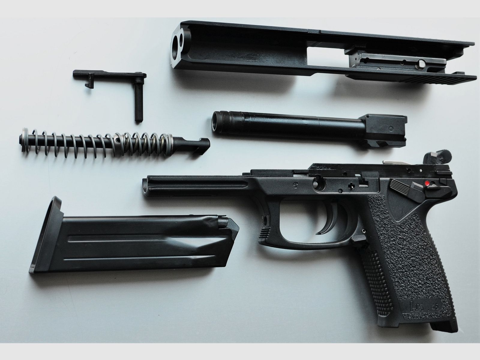 HK Mark 23 Mod 0 SOCOM .45 Auto - pistola semiautomática