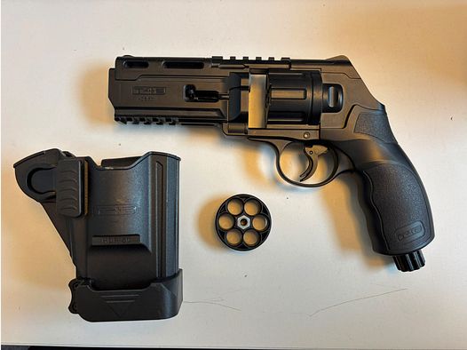 Umarex T4E HDR 50 (11 Joule) incl. holster & accessories – like new