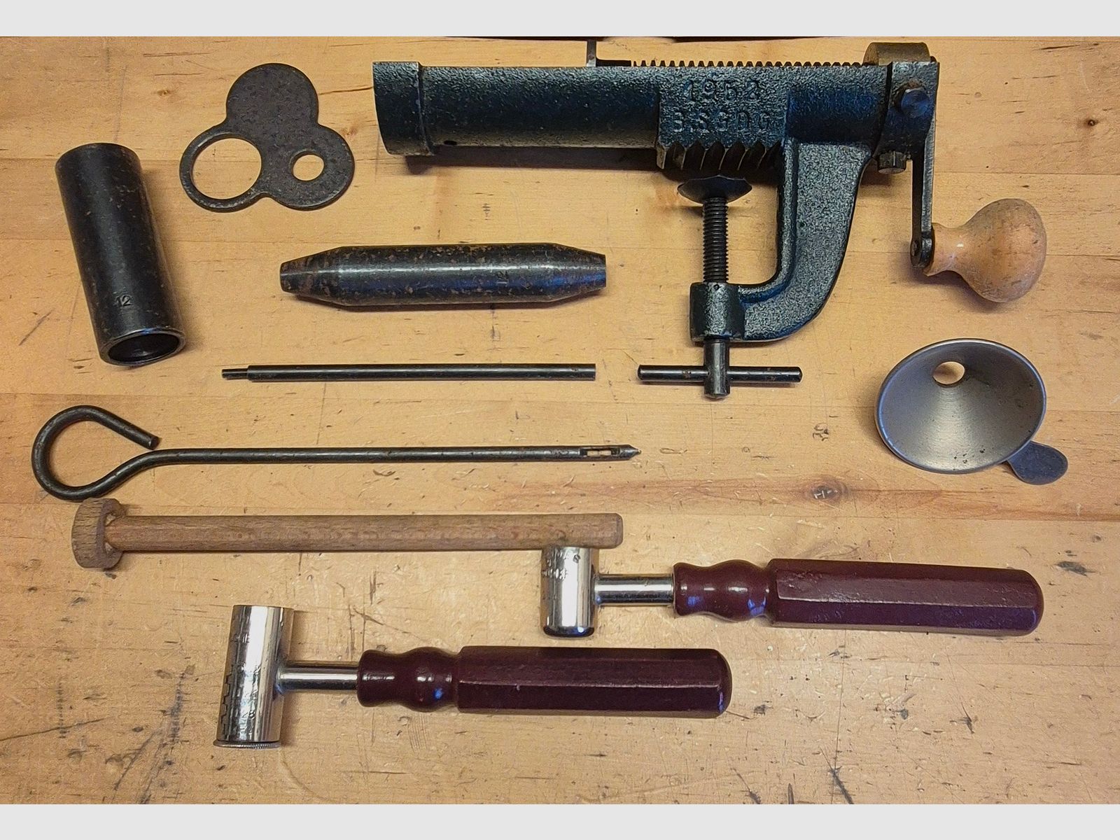 Désamorceur-Recalibreur (Entzünder + Kalibriergerät) Kal. 12