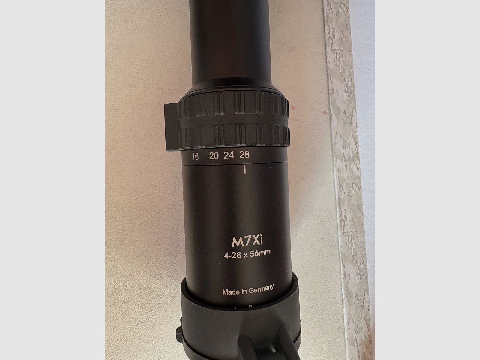 Steiner M7Xi  4-28x56