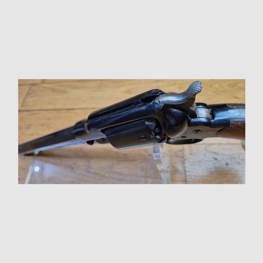 Sehr schöner und mythischer Revolver Remington 1858 – Modell Army für Navy Arms – Waffe Uberti Made in Italy von 1970 – Kal. 44 PN – Ausgezeichneter Zustand quasi neu! – Eine hervorragende Reproduktion für den US-Markt – TBE+ /TBE++, Bild 16 von 28
