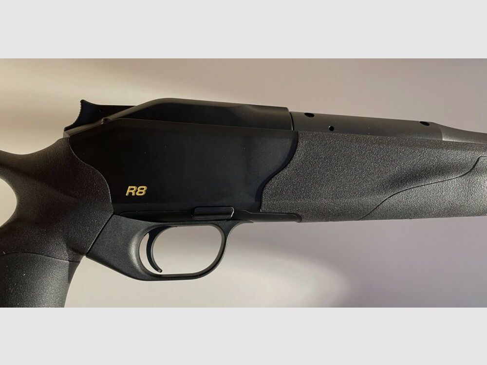 BLASER R8 ULTIMATE - LINKSVERSION