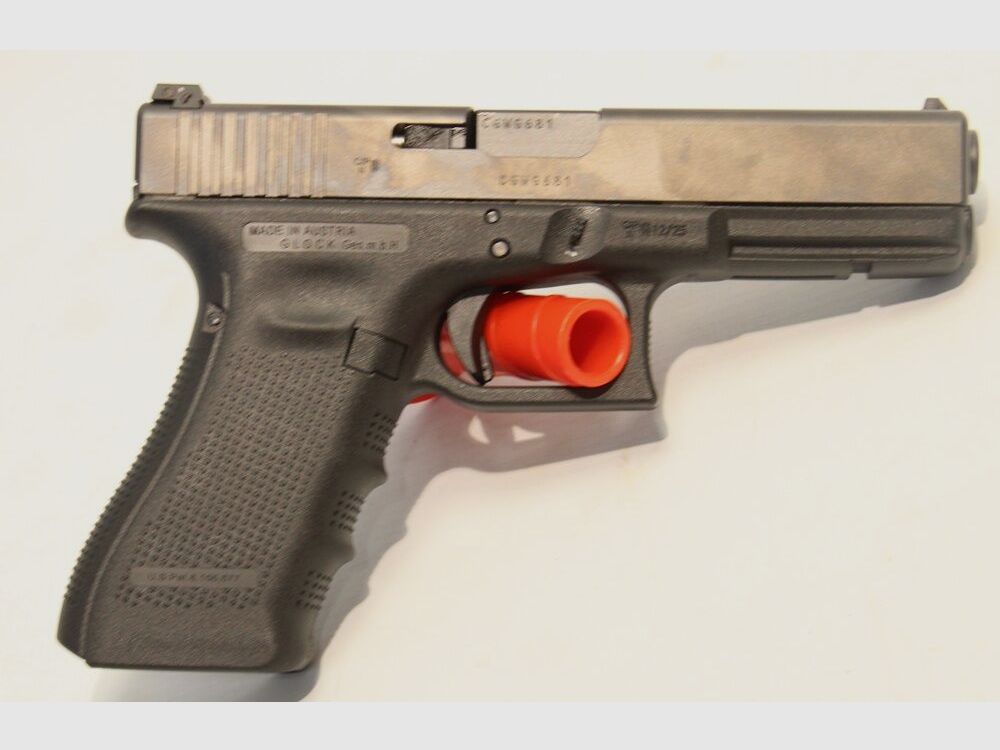 Glock 17 Gen4, image 2 of 2