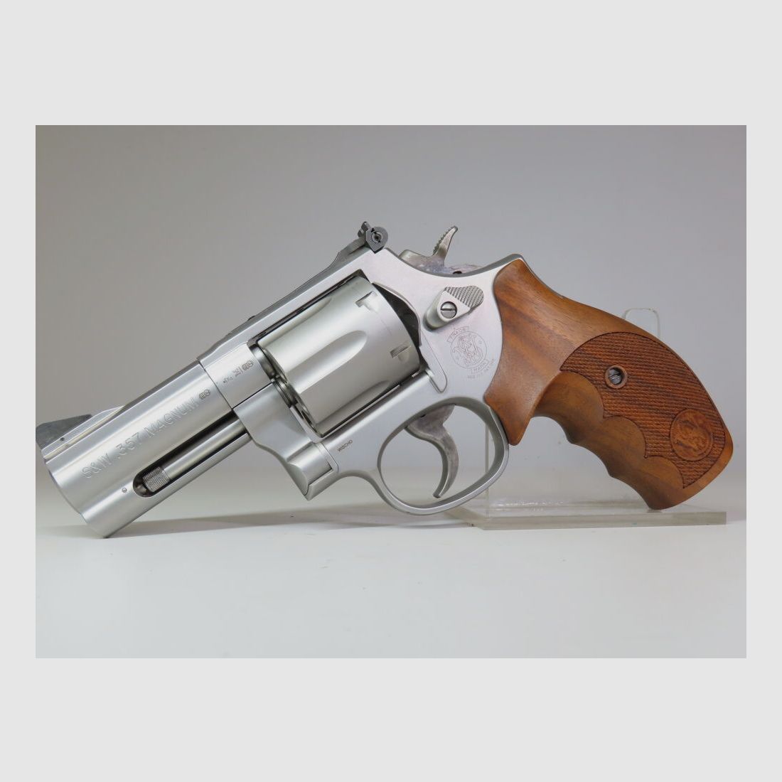 Smith & Wesson 686 Security Six