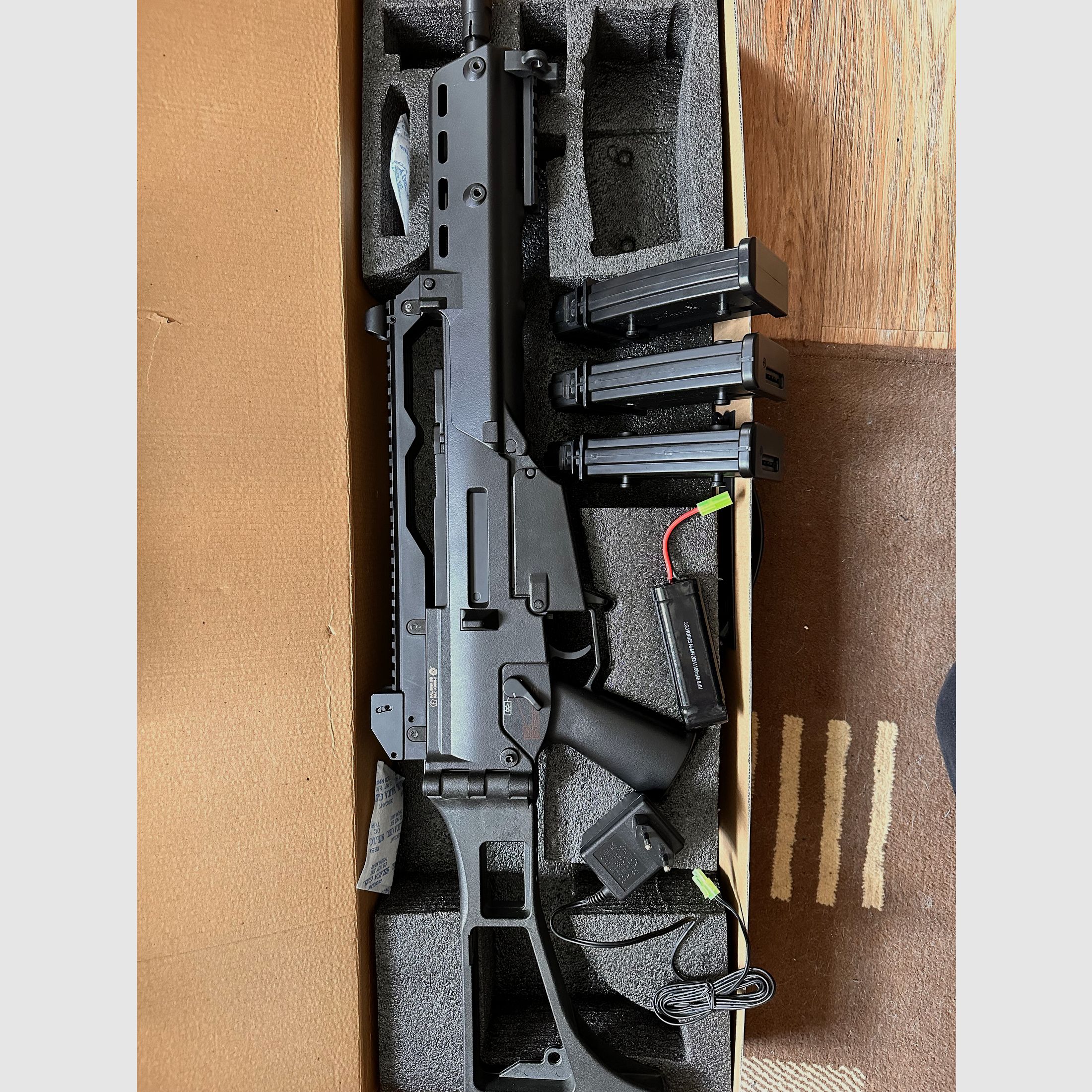 Airsoft G36  S-AEG mit Akku und Ladegerät 