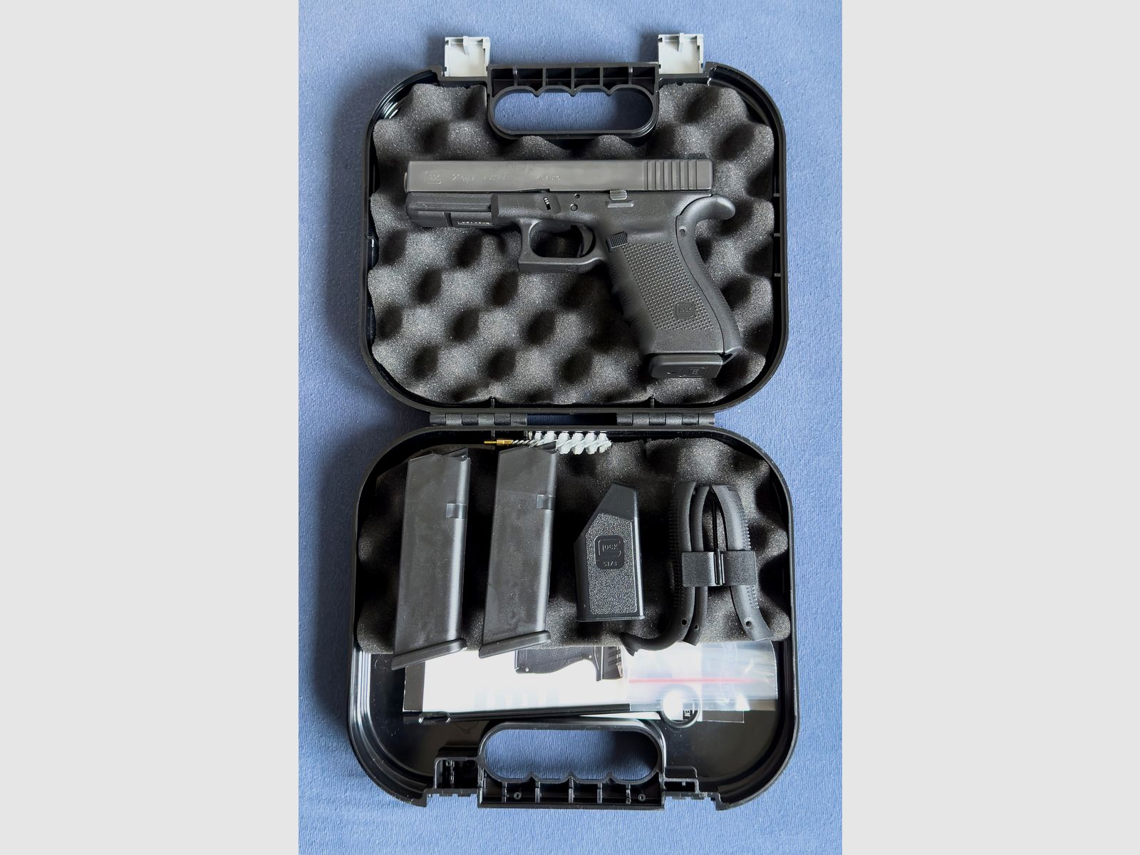 Glock 21 Gen4, .45 ACP – Neukauf beim Händler, nie benutzt
