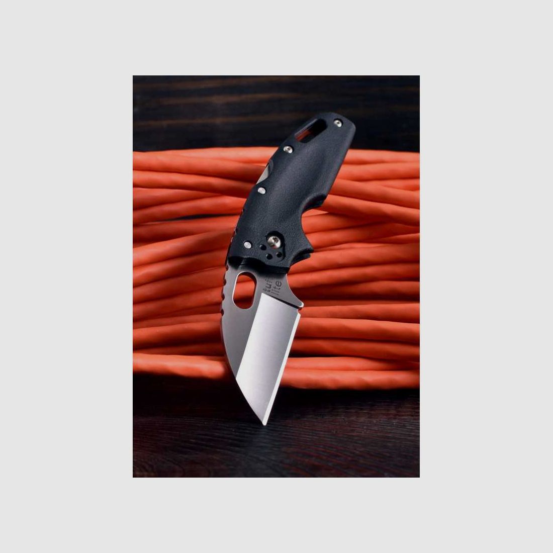 Cuchillo plegable Cold Steel Tuff Lite, hoja lisa, negro