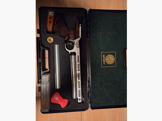 Pistolet à air Steyr Evo 10 argent avec détente mécanique