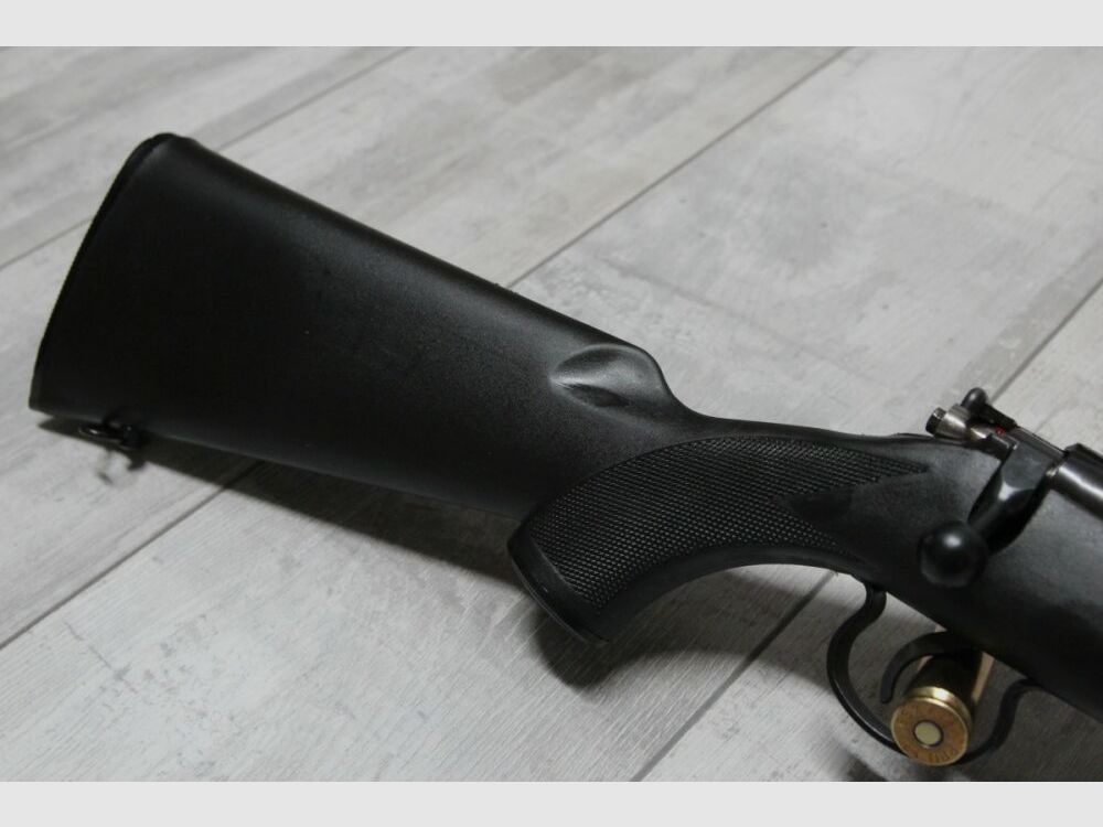 Norinco JW15 repeating rifle with barrel thread