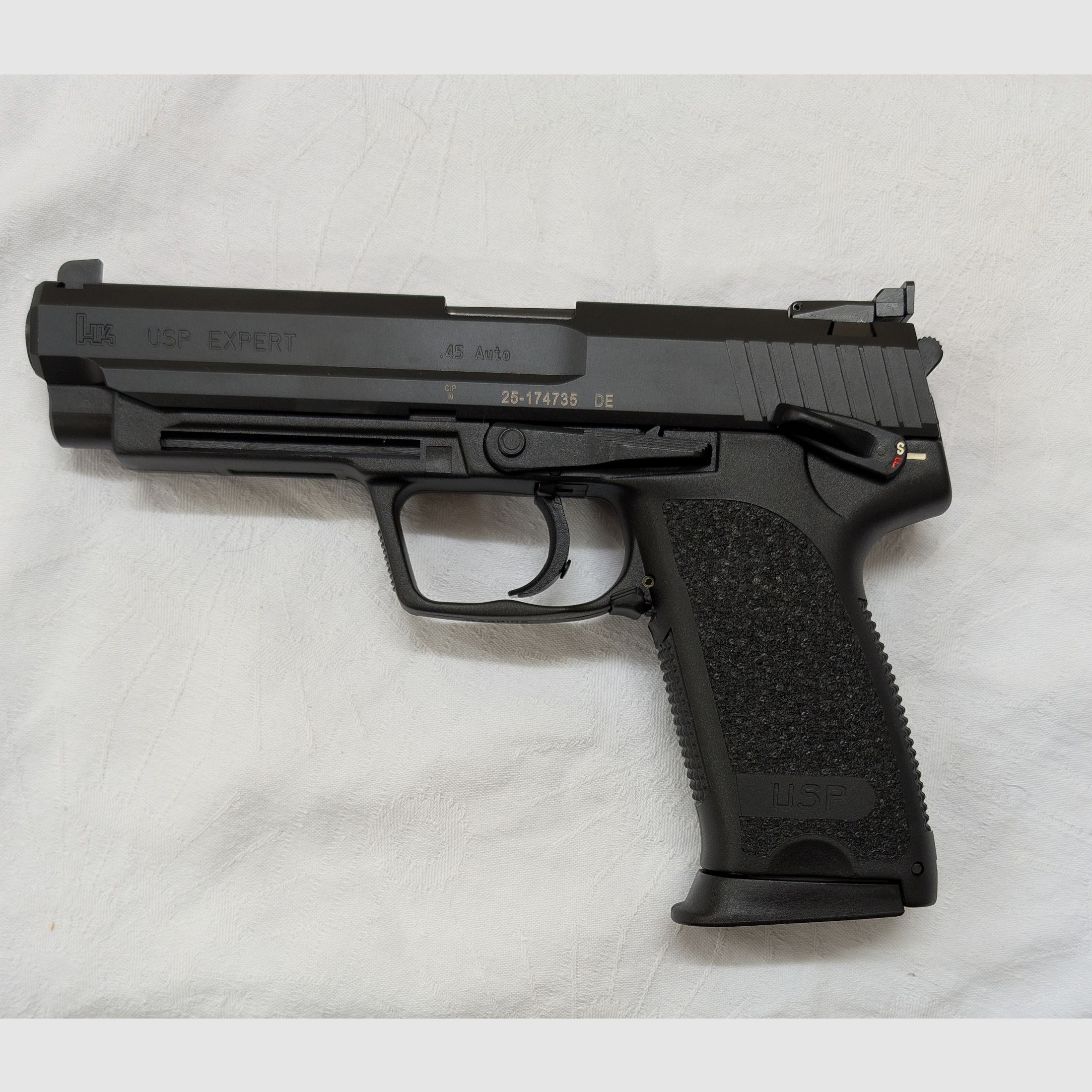 Heckler & Koch pistol USP Expert | caliber .45 ACP | unfired