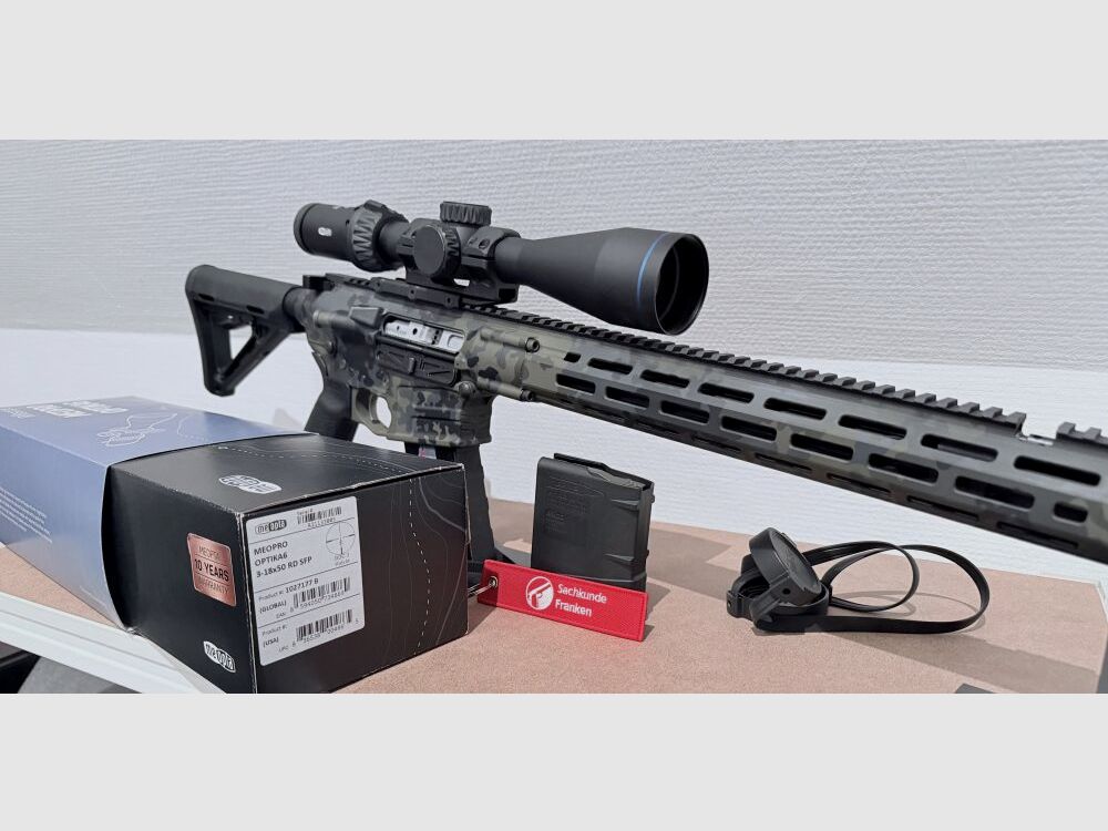 Savage Arms MSR10 Hunter Midnight Camo mit Meopta