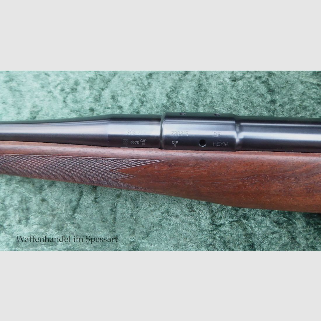 Repetitiegeweer Heym SR21, met klassieke kolf. Kal..308Win. Als nieuw.