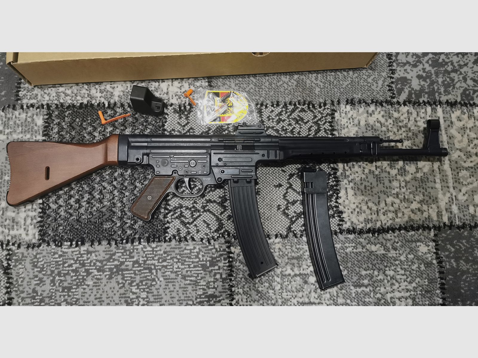 GSG StG 44 Schreckschussgewehr 9 mm P.A.K. Vollmetall Echtholz