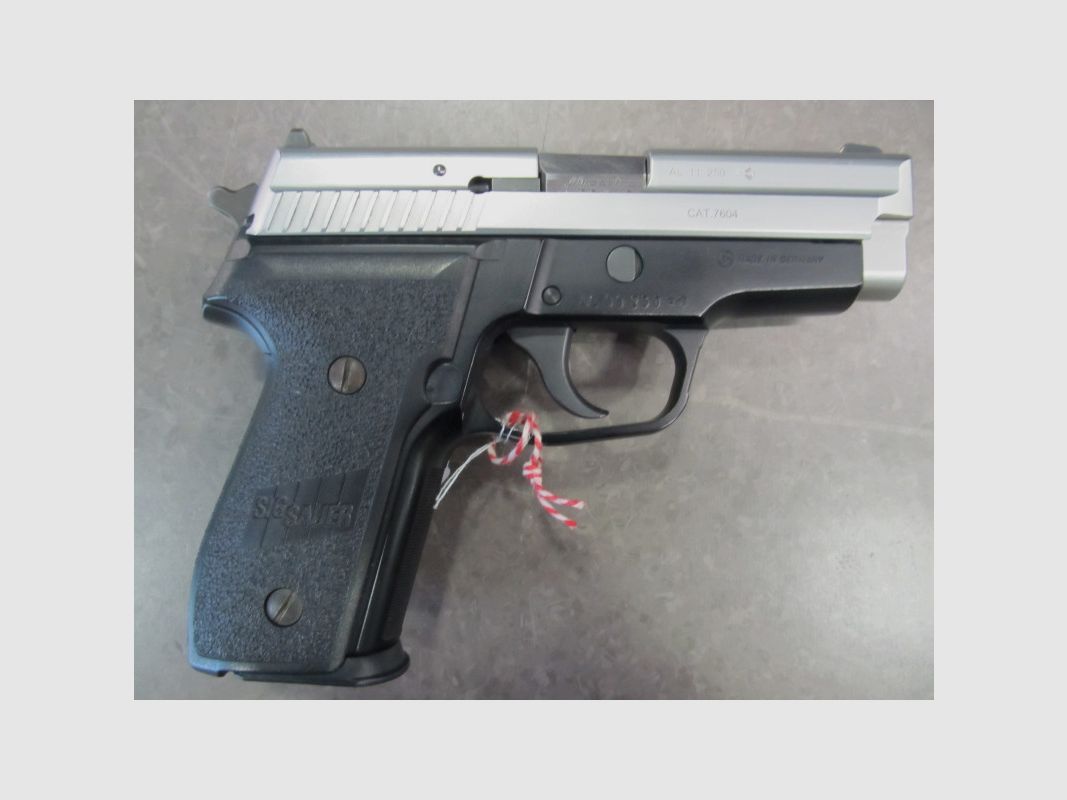 SIG SAUER P229 Kal. 40S&W gebraucht, Bild 3 von 8
