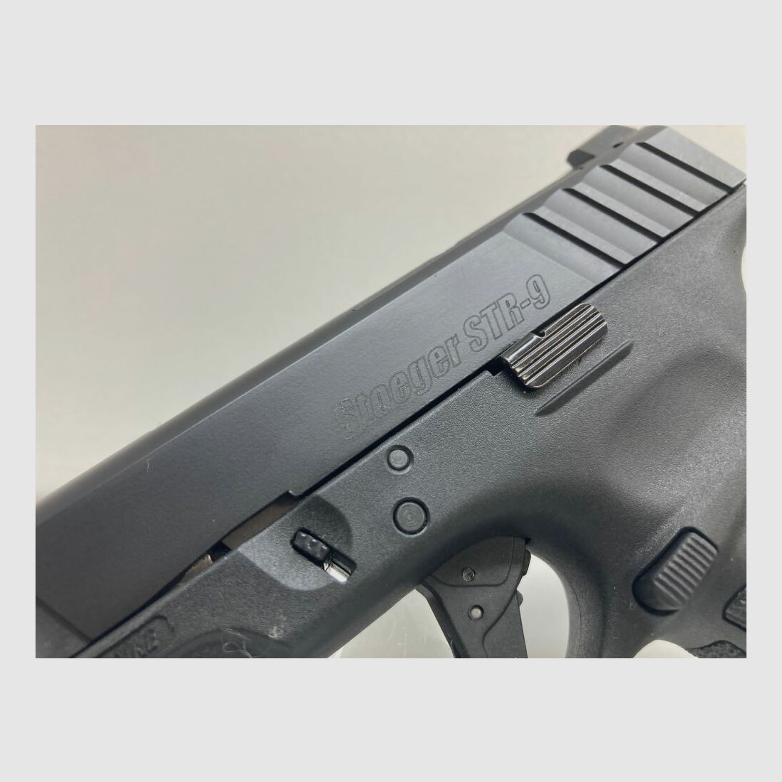 STOEGER STR-9 Pronto per ottiche - Waffen Friedrichs