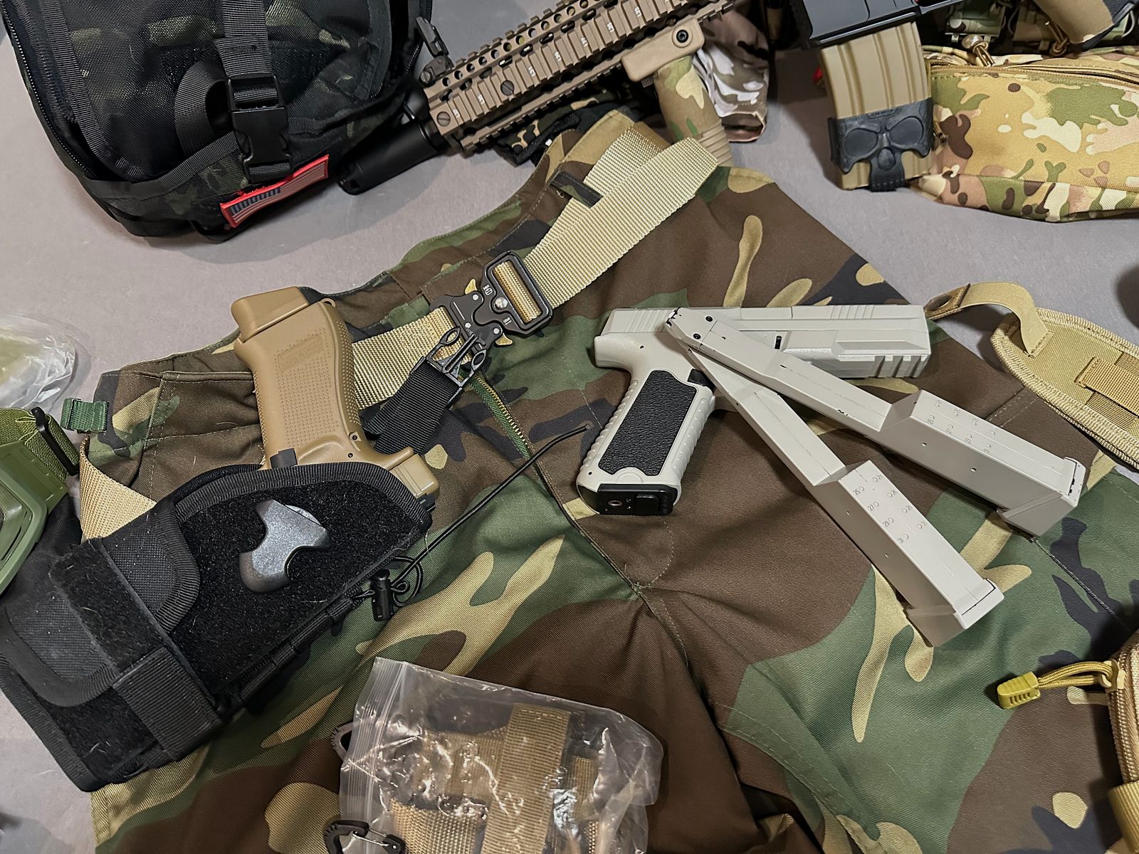 Airsoftuitrusting met M4 Nova Special Purpose incl. Tracer