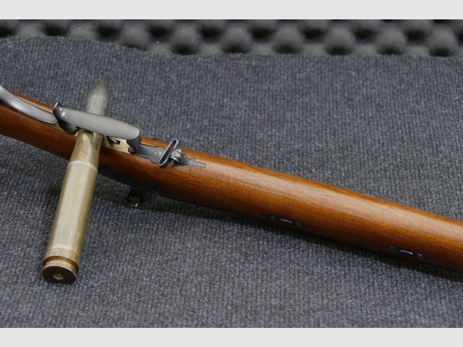 Davide Pedersoli Vorderlader Gewehr Tryon Rifle (Model S.229) uitvoering Creedmoor, .45 zwartkruit, zeer goed onderhouden
