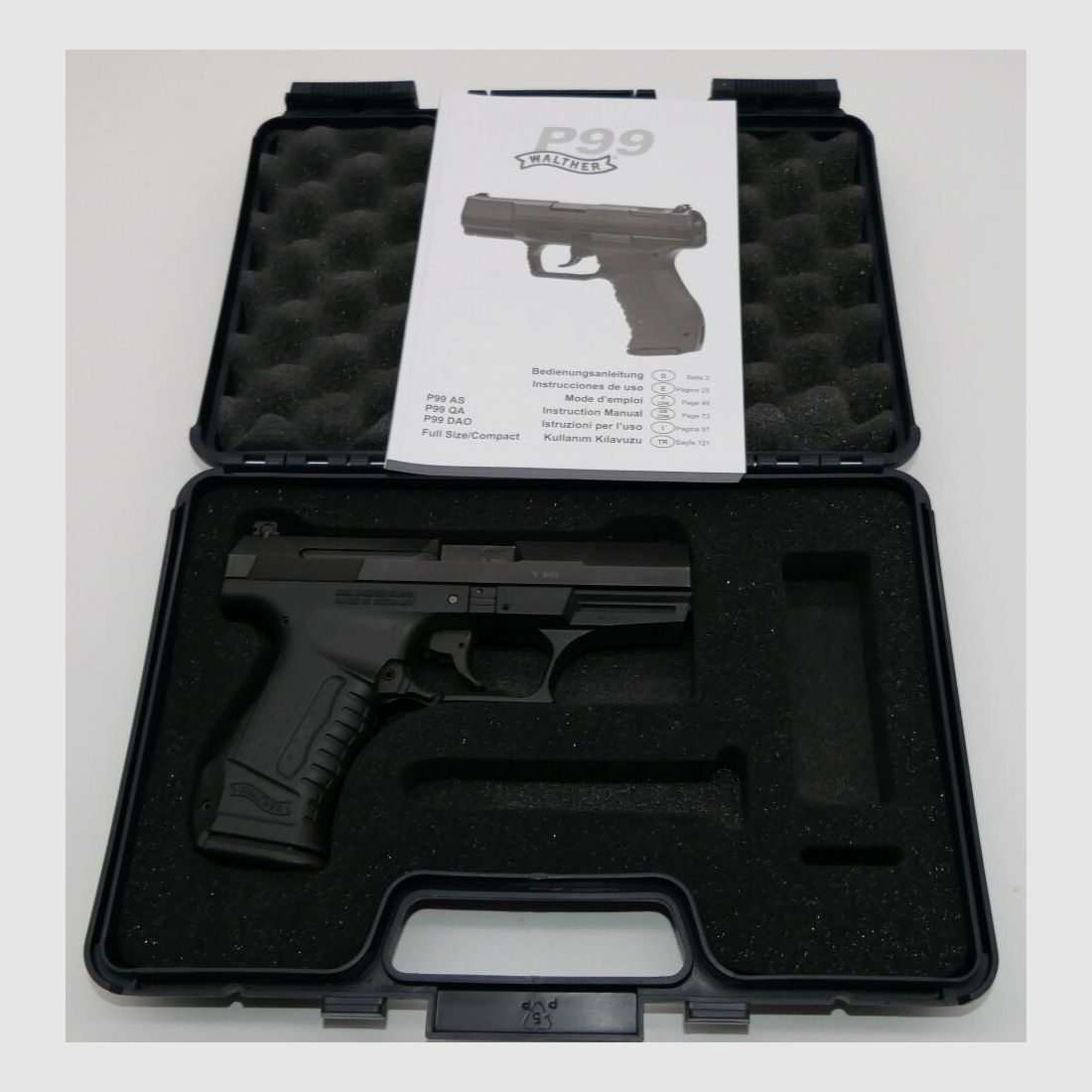 Wapenfabriek Walther Ulm Donau P99 V1655 in het kaliber Een van de 200!