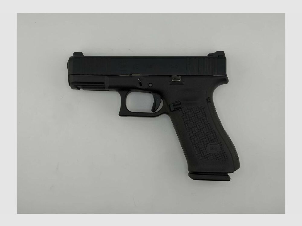 Glock 45 in 9x19 with removable Massdriver compensator from Strike Industries